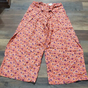 Chadwicks linen blend wide leg tie front lagenlook floral pants
